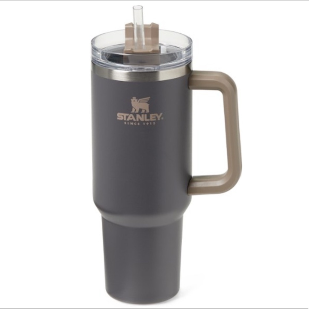 Brand New with Tags Stanley Adventure Quencher- 40oz